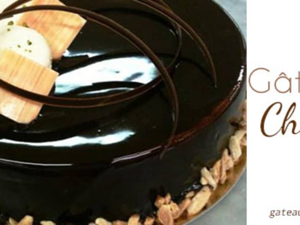 Glaçage au chocolat brillant