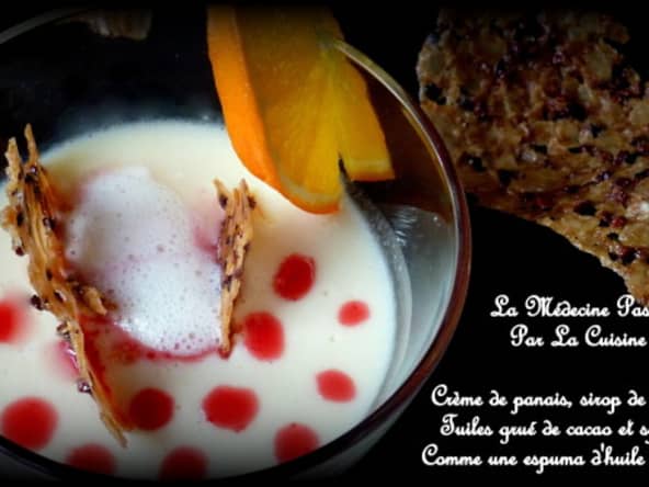 Crème de panais sucrée, sirop de betterave, tuile grué et espuma à l'orange
