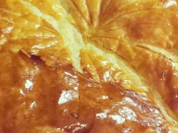 Galette des Rois Frangipane et Pralines Roses
