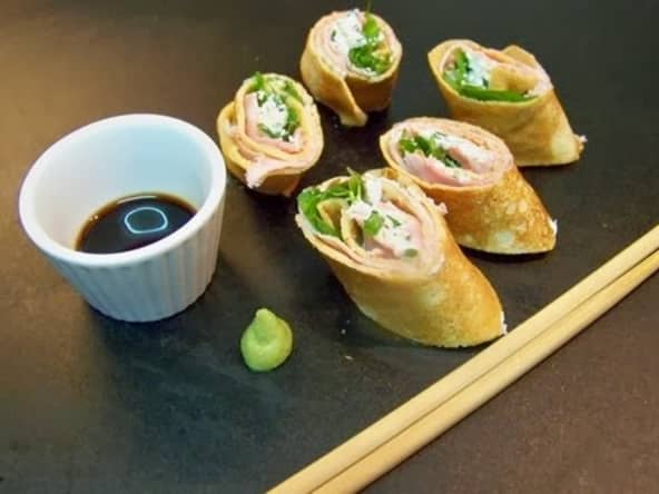 Pâte à crêpe, et maki de crêpe au chèvre frais, roquette et piment d'Espelette