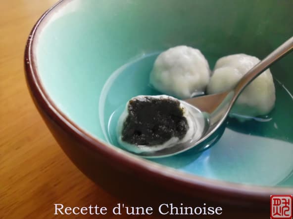 Yuanxiao au sésame noir de la cuisine chinoise
