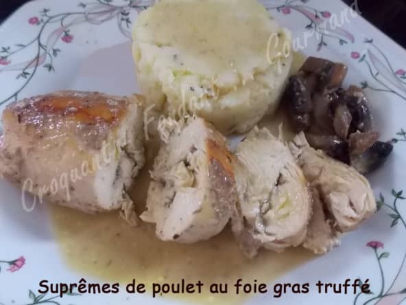 Suprêmes de poulet au foie gras truffé