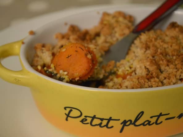 Crumble de carottes au miel et aux épices