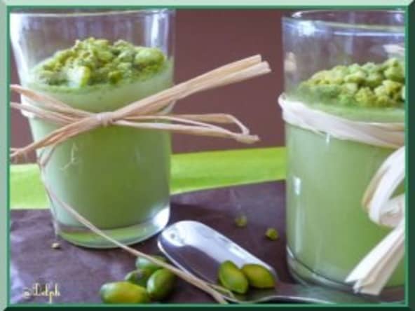 Petites crèmes à la pistache