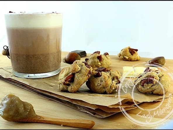 Biscuits aux marrons, chocolat blanc et noix de pécan
