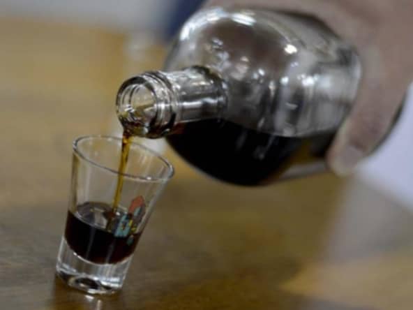 Liqueur traditionnelle de café ou de citron