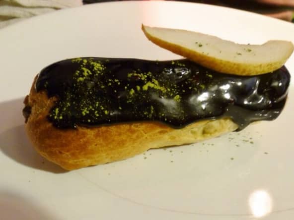 Éclair poire-chocolat au thé Matcha