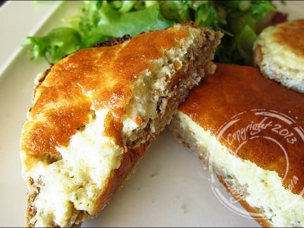 Tartines soufflées au cream cheese et aux herbes