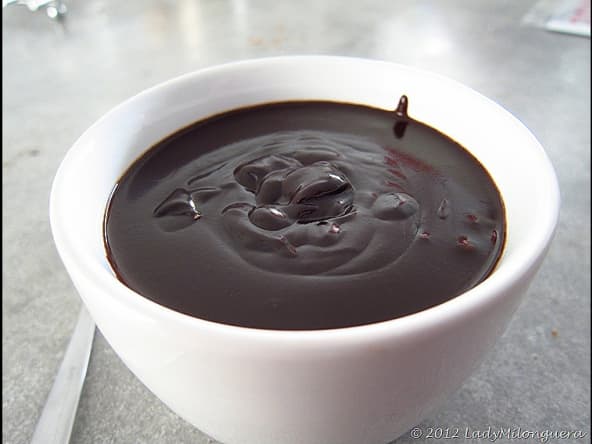 Chocolat chaud à la cannelle caramélisée