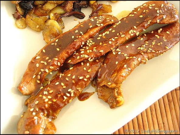 Aiguillettes de canard marinées au soja, curry et caramélisées au miel