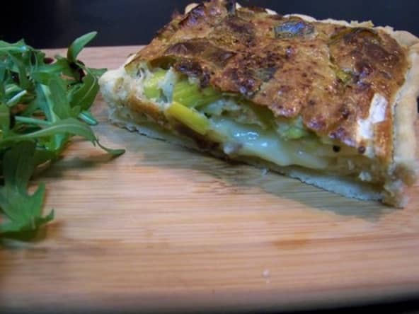 Tarte aux poireaux, camembert et piment d'Espelette