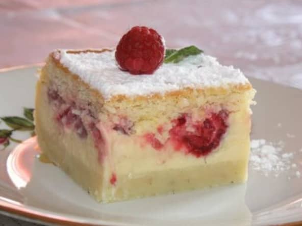 Gâteau magique à la vanille framboises