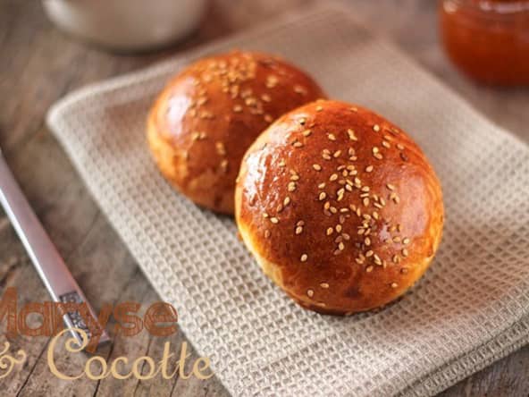 Briochettes à l’anis et aux graines de sésame