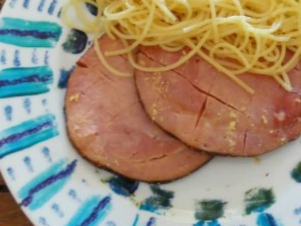 Jambon au sirop d’érable à la canadienne