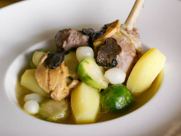 Pot-au-feu de canard au foie gras et truffes noires Tuber Melanosporum