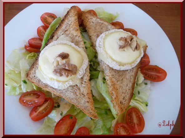 Salade de chèvre chaud au miel