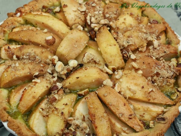 Tarte poire-pistache-noisette