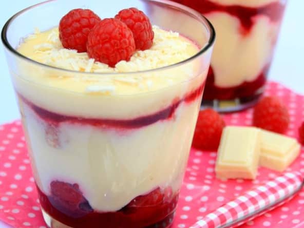 Tiramisu au chocolat blanc et framboises