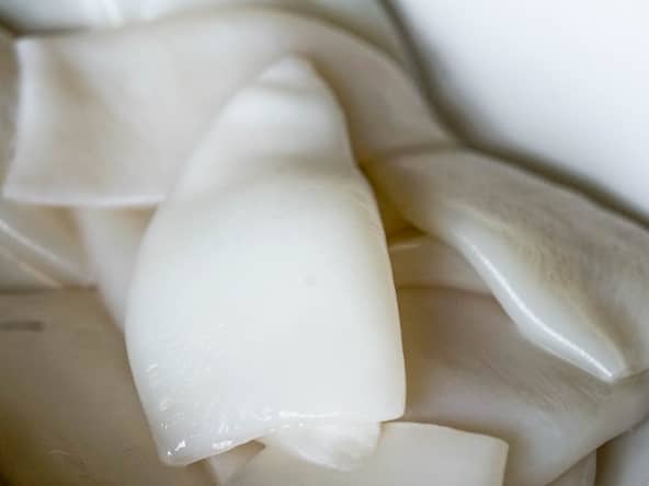 Préparer les encornets pour les cuisiner