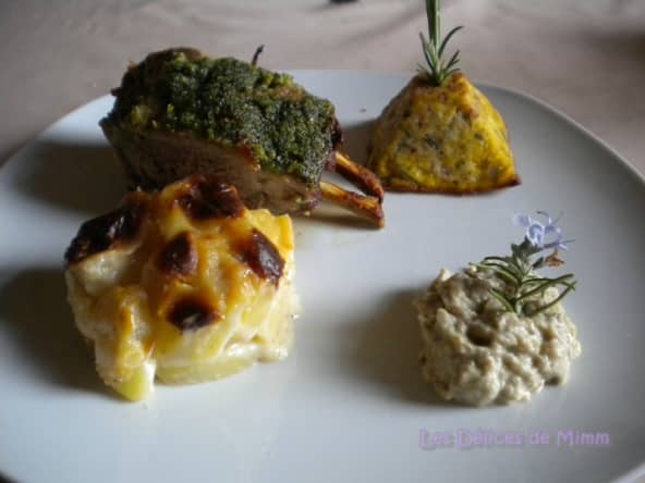 Carré d’agneau en croûte d’herbes