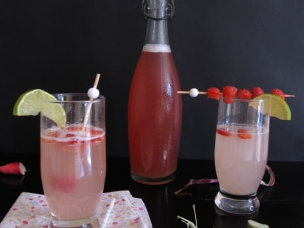 Sirop de rhubarbe