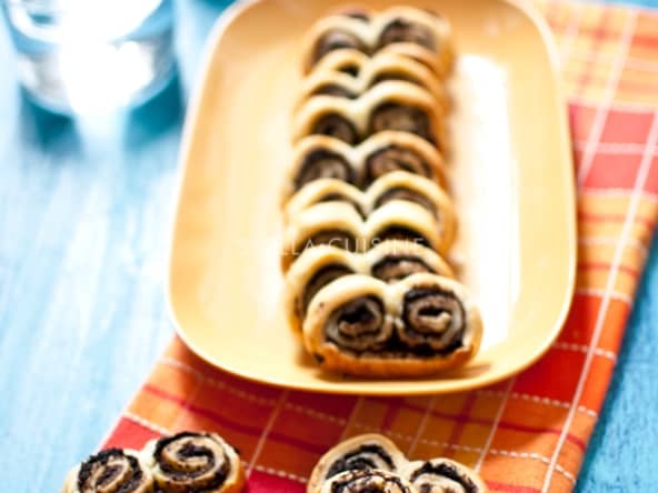 Palmiers feuilletés apéritifs à la tapenade