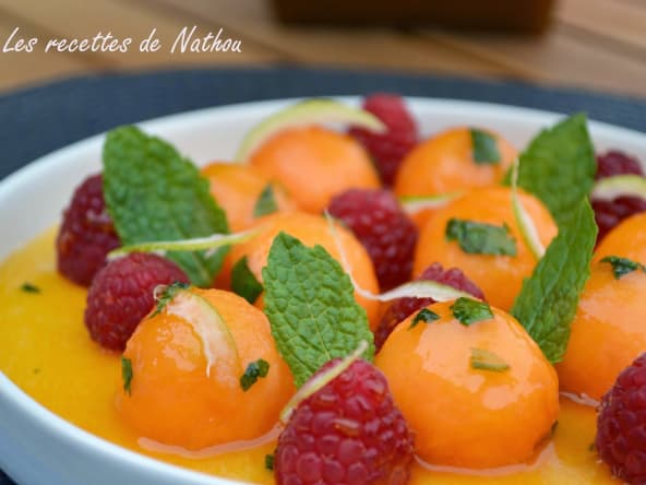 Billes de melon caramélisées à la menthe et framboises : 100% fraîcheur