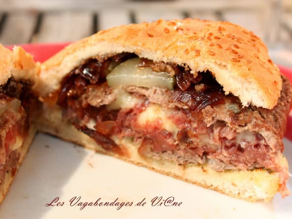 Hamburgers au Brie, cuisson au barbecue