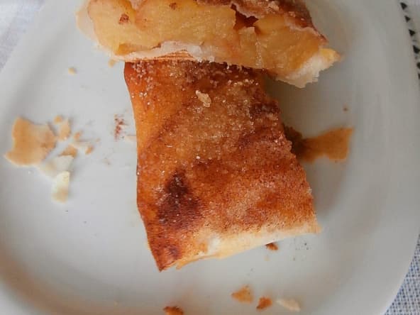 Chaussons aux pommes et à la cannelle