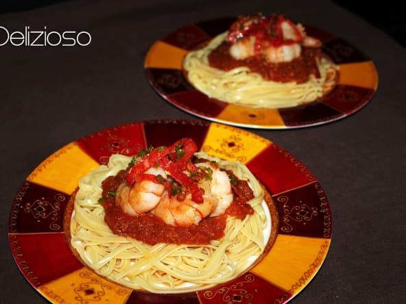 Linguine à la sauce tomate et Gambas au chorizo