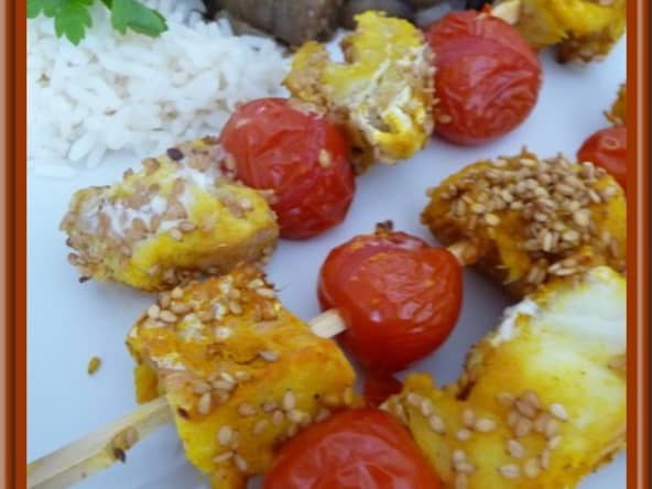 Brochettes de cabillaud au curcuma et sésame