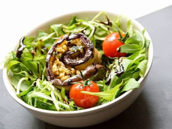 Aubergines confites roulées aux noix façon makdous