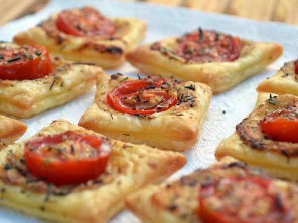 Petits feuilletés provençaux