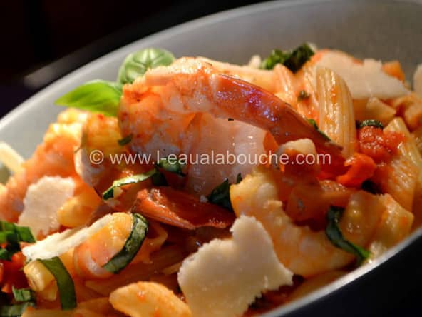 Penne Rigate aux crevettes à l'Arrabiata