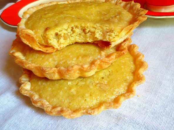 Tartelettes à la crème d’amandes et pignons