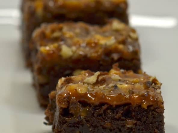 Brownies aux noix et au caramel.