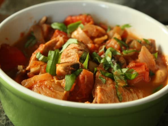 Cocotte de noix de veau à la sauce tomate