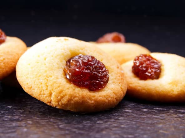 Petits sablés à la poche (technique des sablés par crémage)