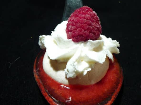 Cuillères framboisines.