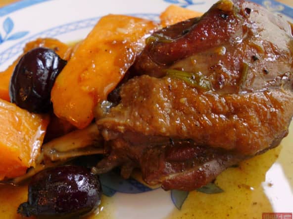Cuisses de canard mijotées avec patate douce et jujube