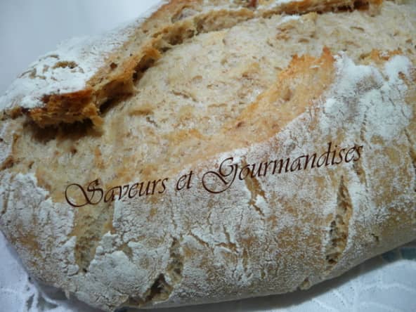 Pain au seigle et aux noix