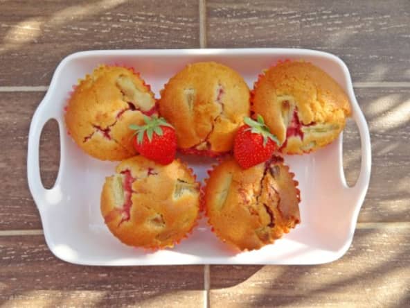 Muffins fraises et rhubarbe
