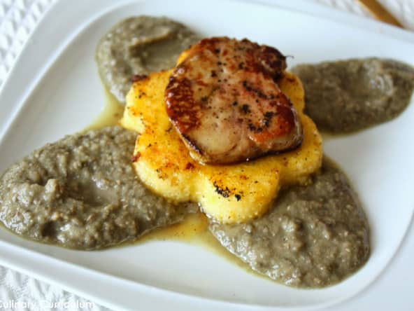 Foie gras poêlé sur polenta et purée de lentilles