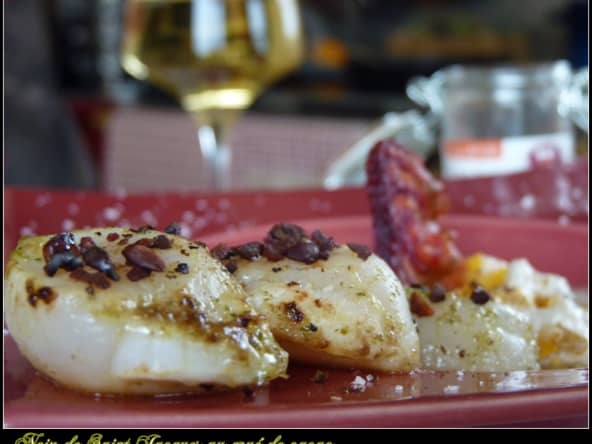 Saint-Jacques au grué de cacao