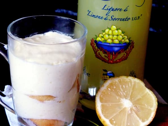 Tiramisu "très citron" au lemon curd maison et limoncello