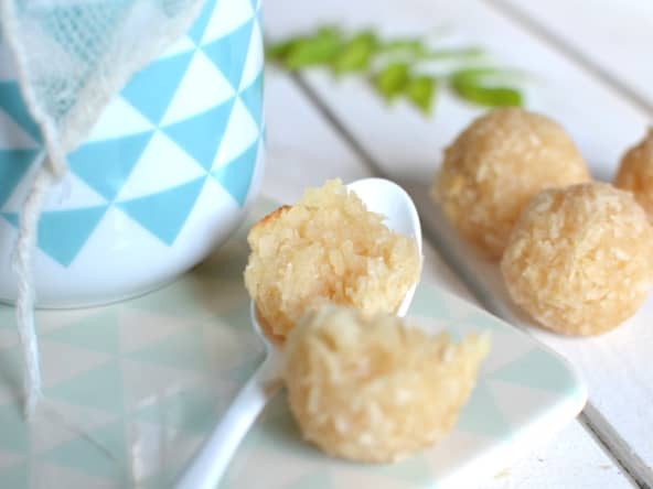 Bouchées végétales à la noix de coco ou Rochers coco