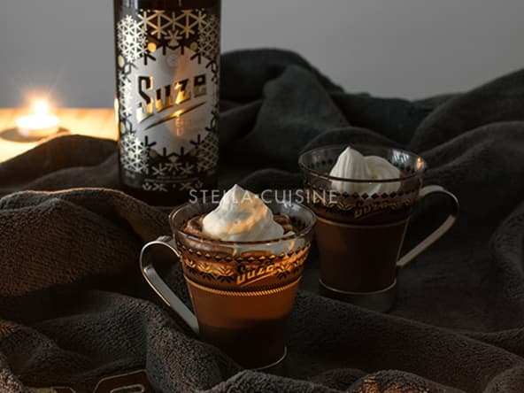Chocolat chaud à la liqueur Suze