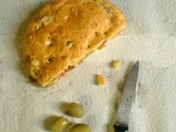 Cake salés aux Olives vertes et Bacon