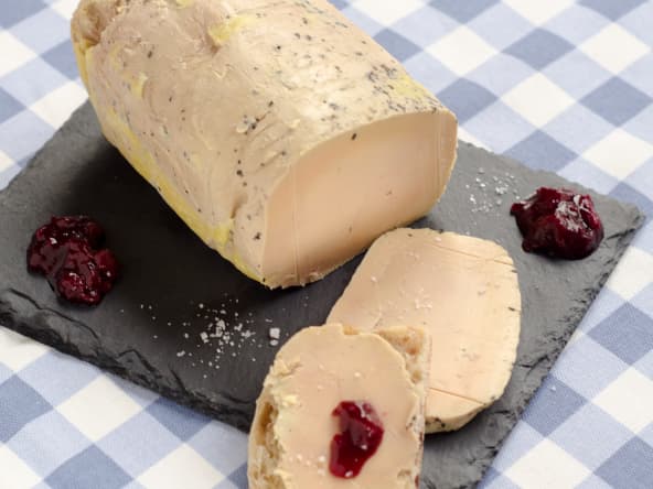 Foie gras cuit à basse température pour les fêtes