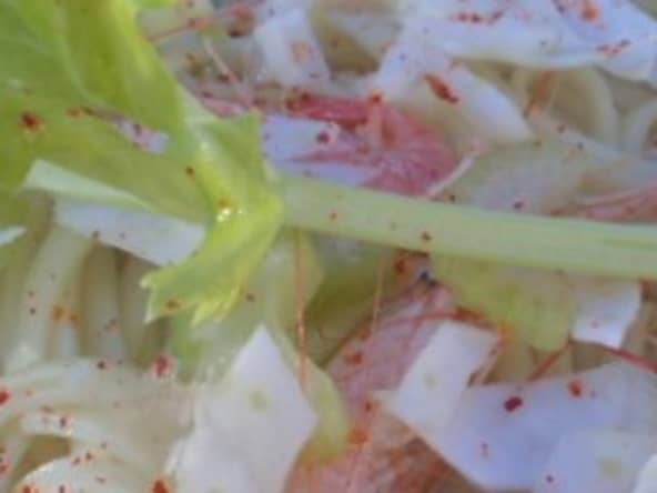 Nouilles Udon en bouillon de crevettes et coques, infusion au fenouil et estragon